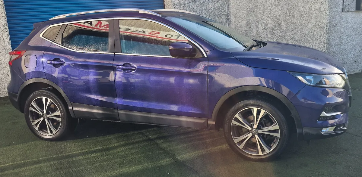 Nissan Qashqai N-CONNECTA GLASS ROOF  NAV 360 CAM