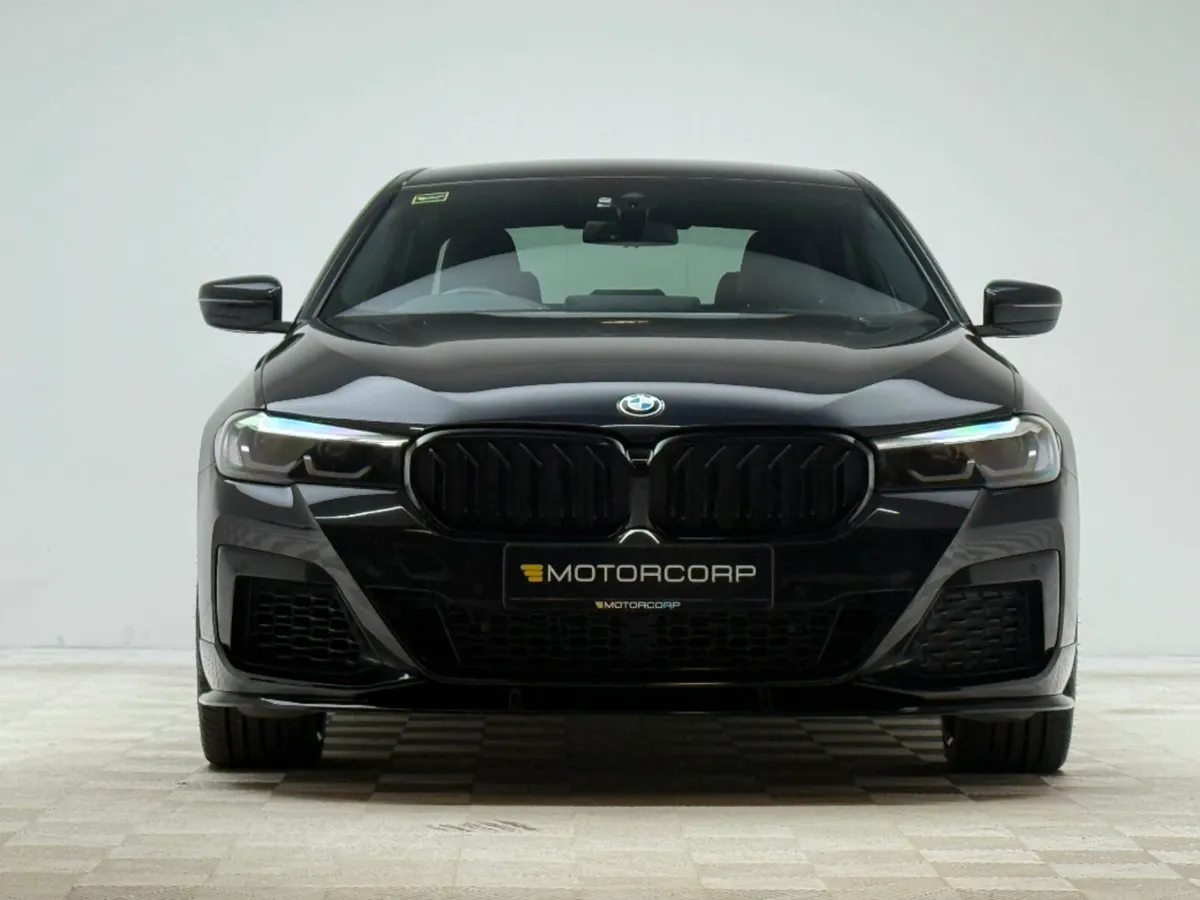 BMW 5-Series 530E M SPORT - Image 2