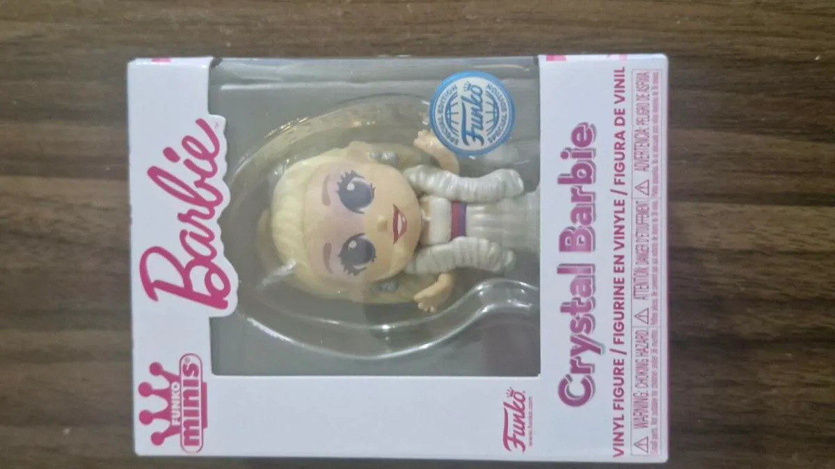 Barbie mini funko pop special edition - Image 3
