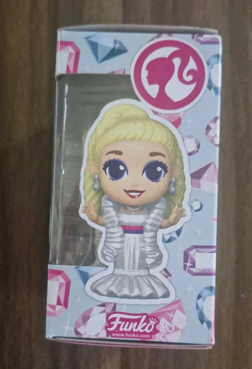 Barbie mini funko pop special edition - Image 4