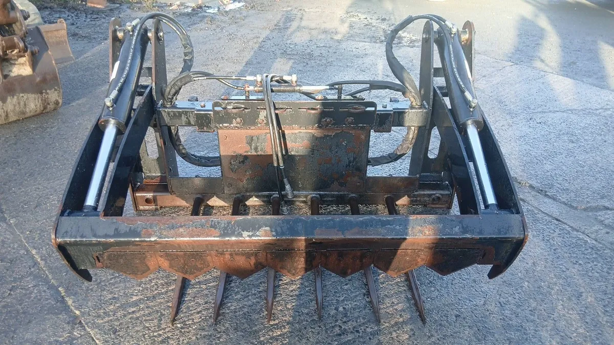 Shearman Bale splitter - Image 3