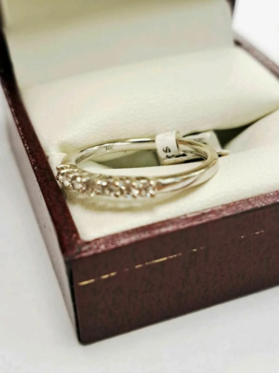 9K White Gold Diamond Ring 9CT - Image 3