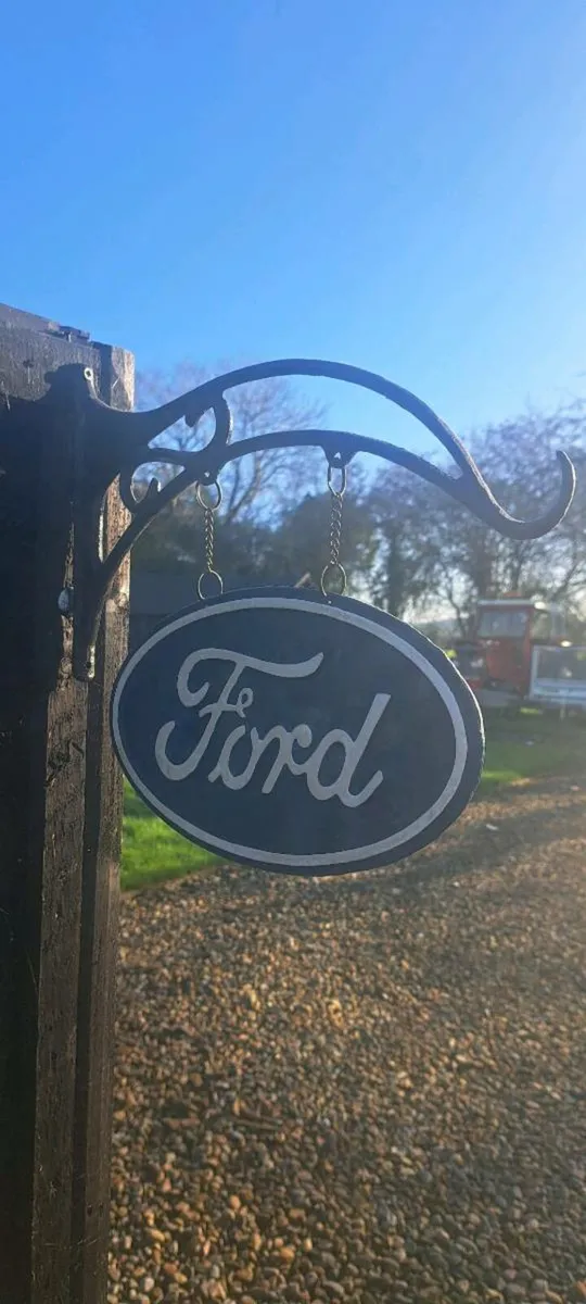 Ford hanging cast iron sign - Image 2