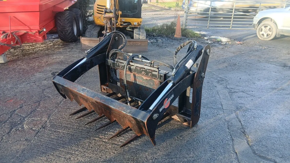 Shearman Bale splitter - Image 1