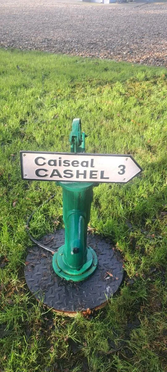 Cashal cast iron sign