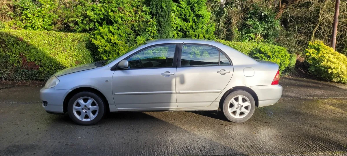 Toyota Corolla 2006 - Image 2