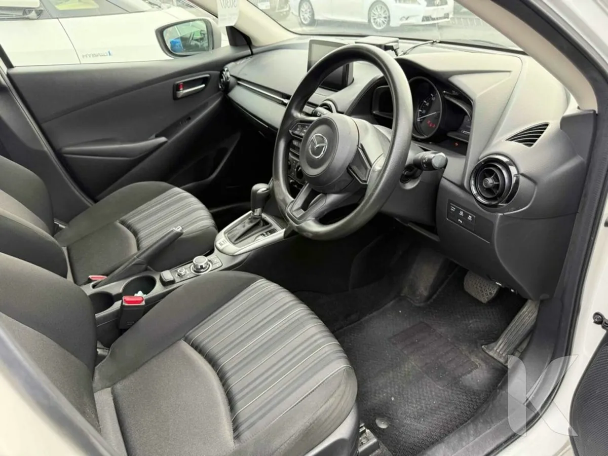 Mazda Mazda2 1.5 AUTOMATIC - BLIND SPORT MONITORIN - Image 3