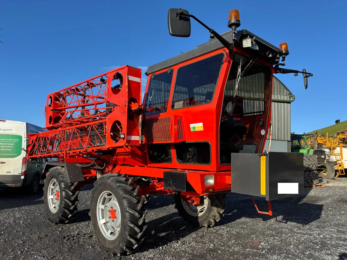 Sands Lowline- Self Propelled Sprayer - Image 1