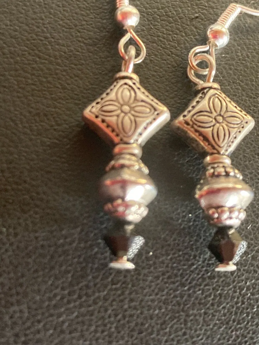 Sterling Silver drop earrings - Image 2