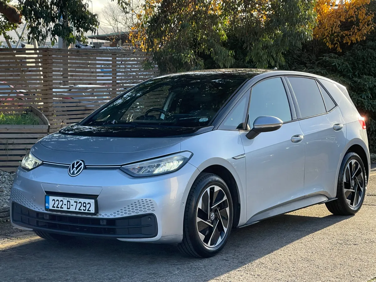 Volkswagen ID.3 2022 PRO 150 KW Life DX 58kwh 204h - Image 1