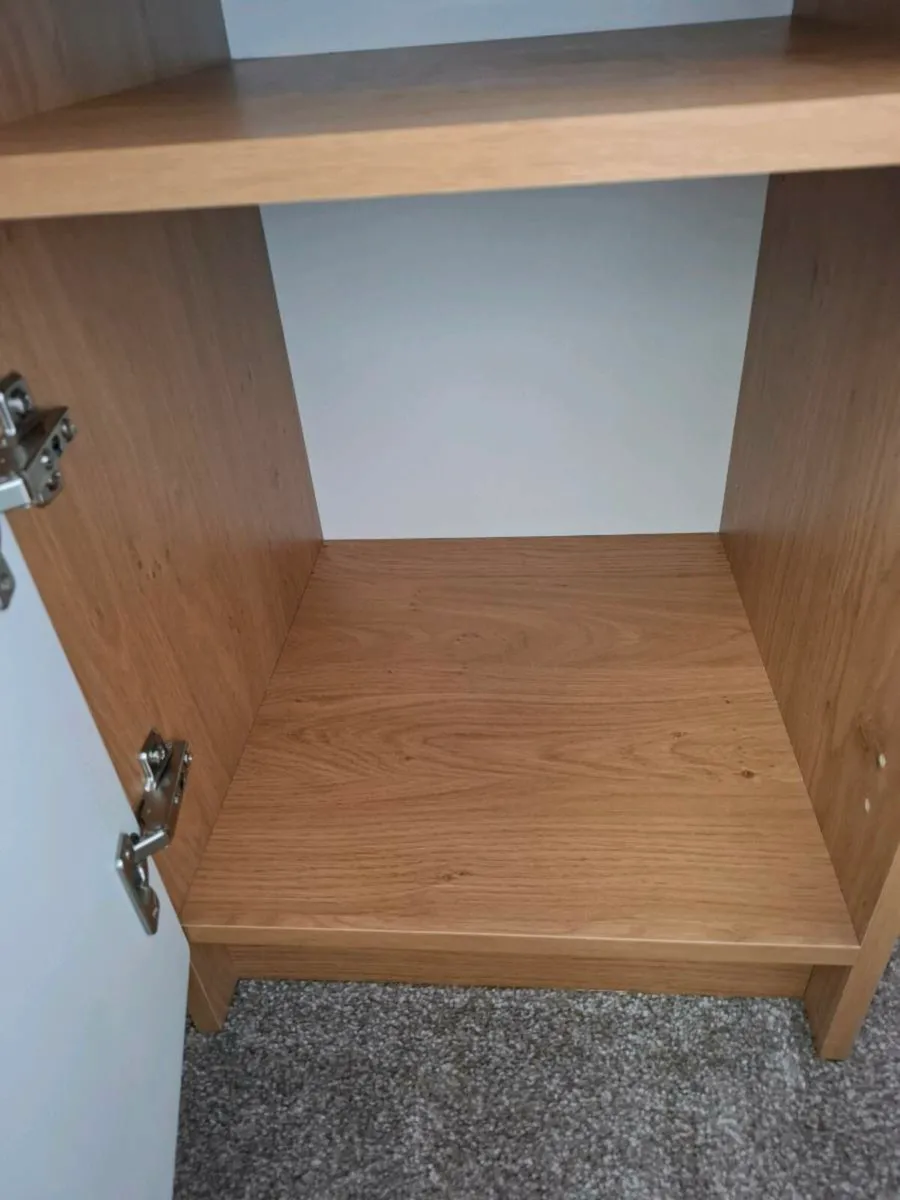 Bedside lockers - Image 2