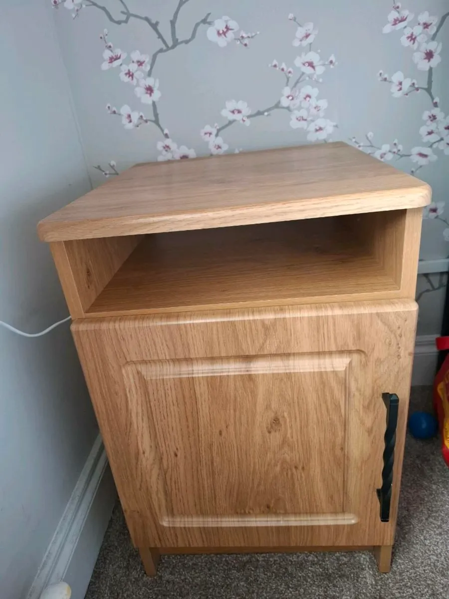 Bedside lockers - Image 3