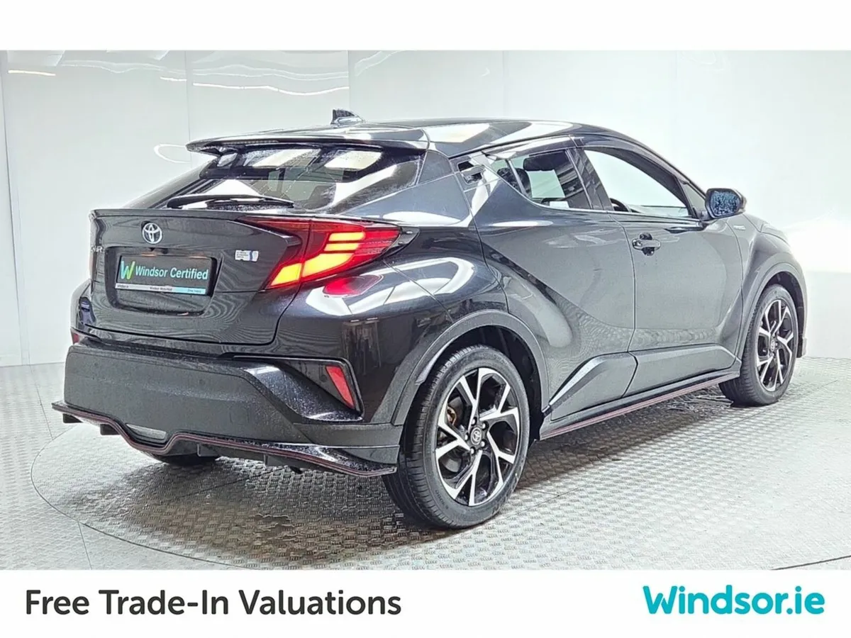 Toyota C-HR 1.8 Hybrid G *Top Spec* - Image 3