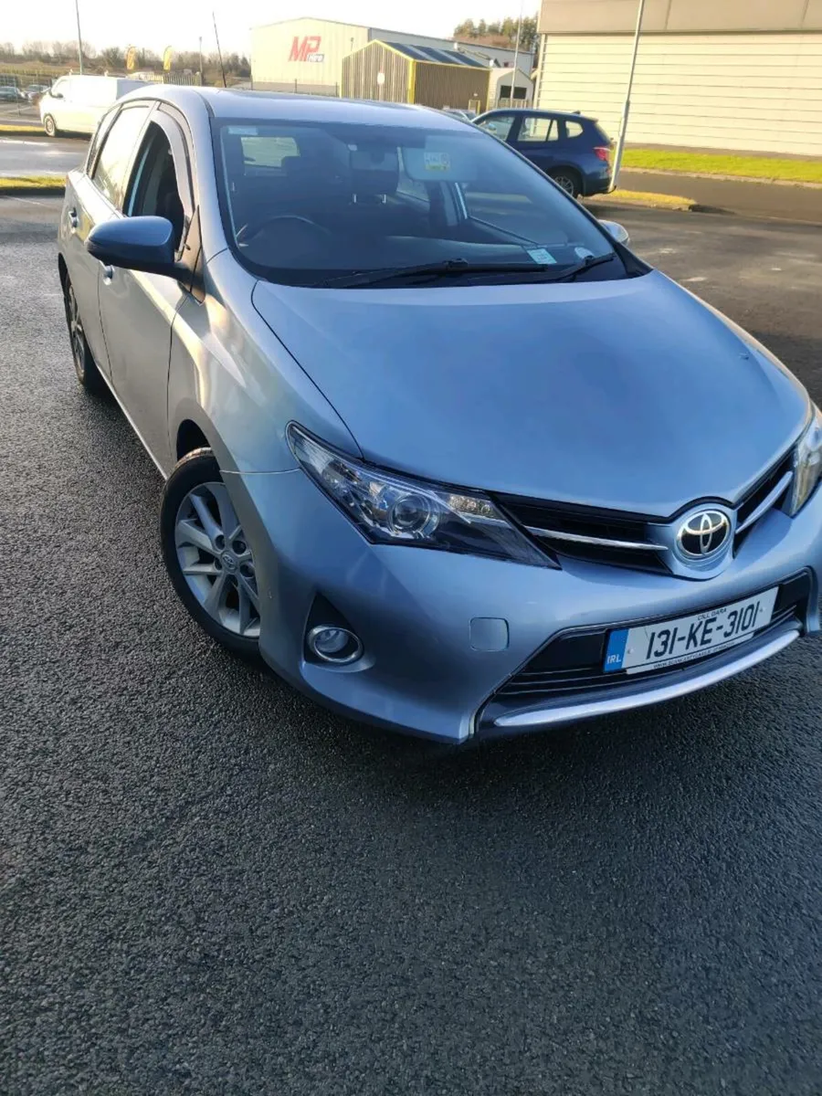 131 Toyota Auris 1.4 diesel €5500 ono - Image 4