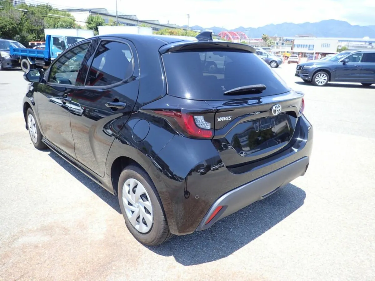 Toyota Yaris * Jan 2026 Pricing * 1.0 5Dr Automati - Image 4