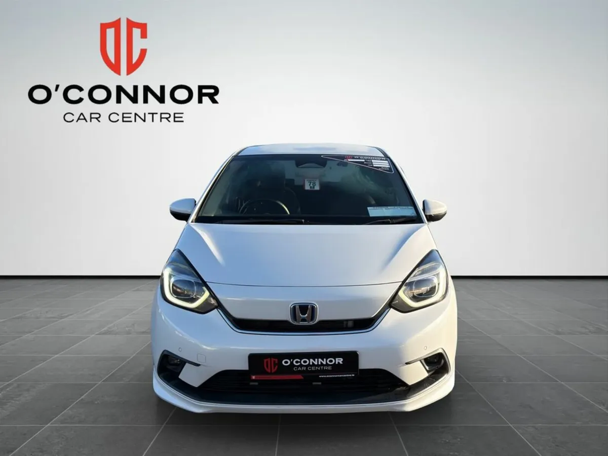 Honda Fit “Small car, big brains – now smarter tha - Image 4