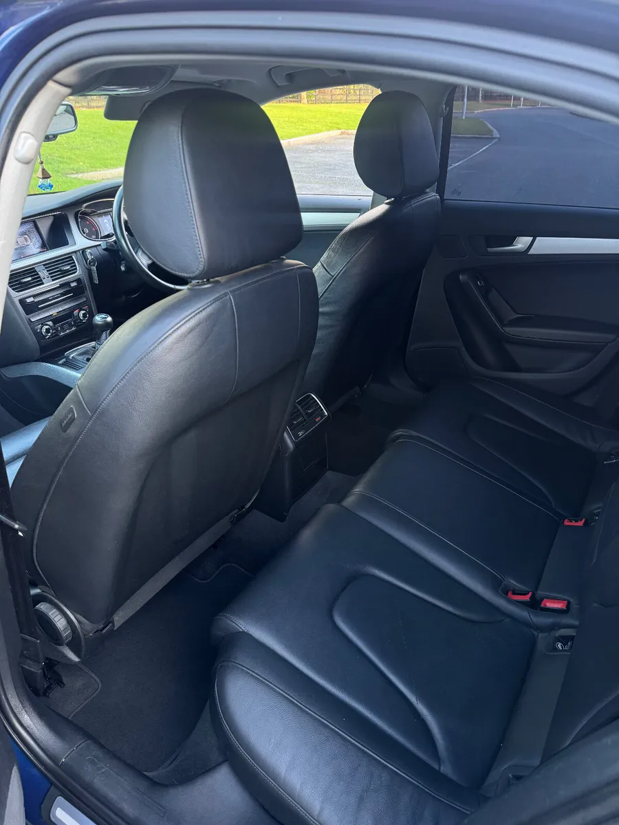 Audi A4 2015 Lovely Colour - Image 4