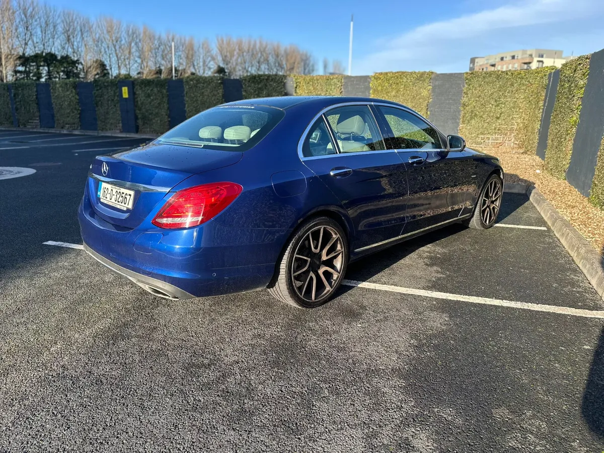 Mercedes C-Class 2016 - Image 4