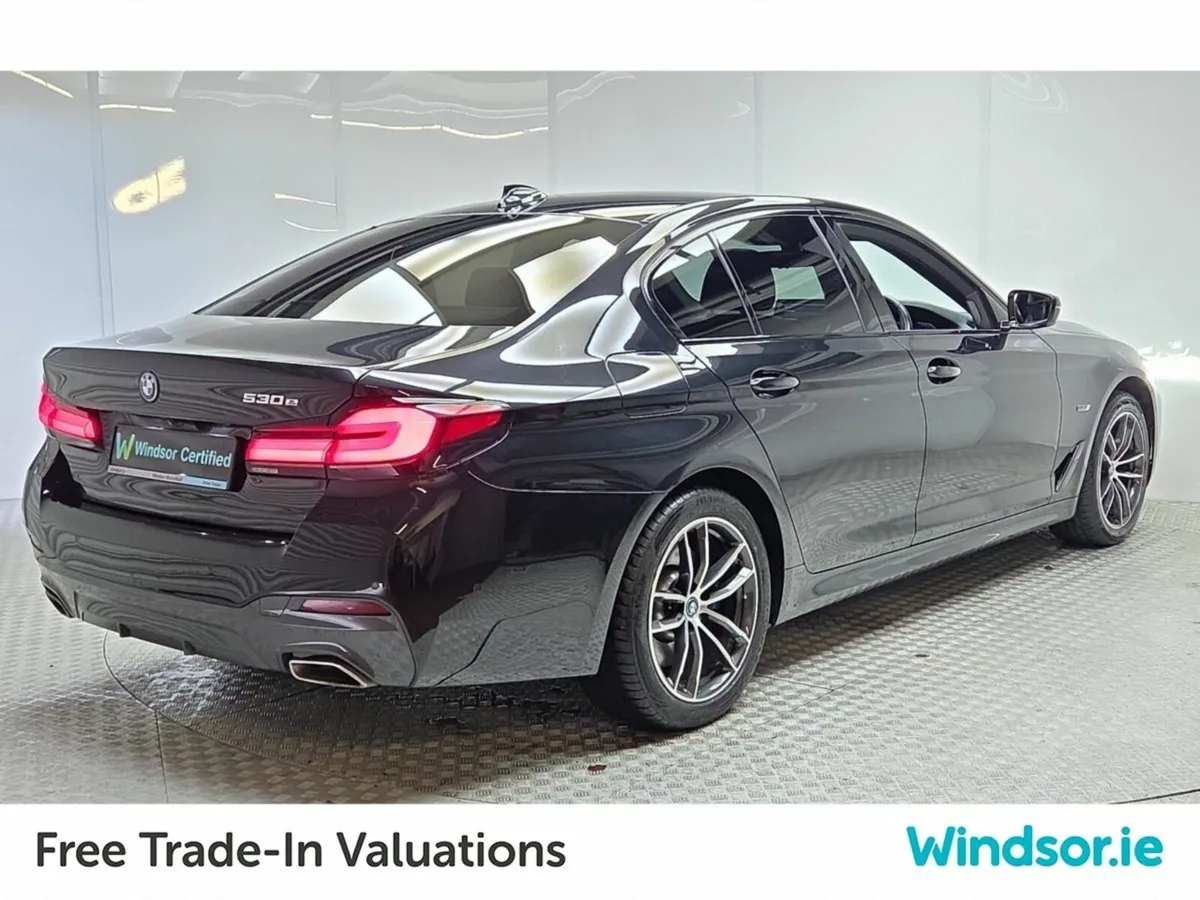 BMW 5-Series 530E MSPORT *SUN ROOF/ HARMON & KARDO - Image 3