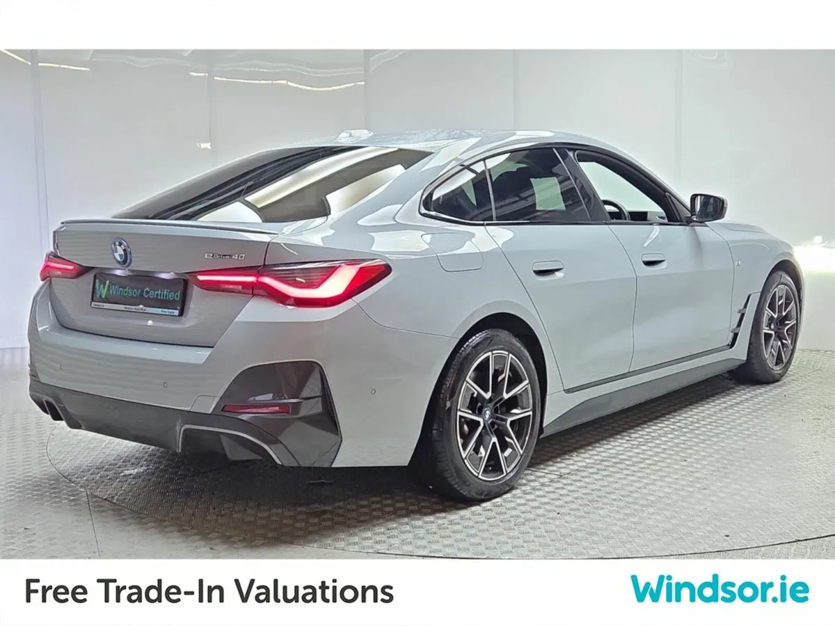 BMW i4 eDrive40 MSPORT EV 84 kWh - Image 3