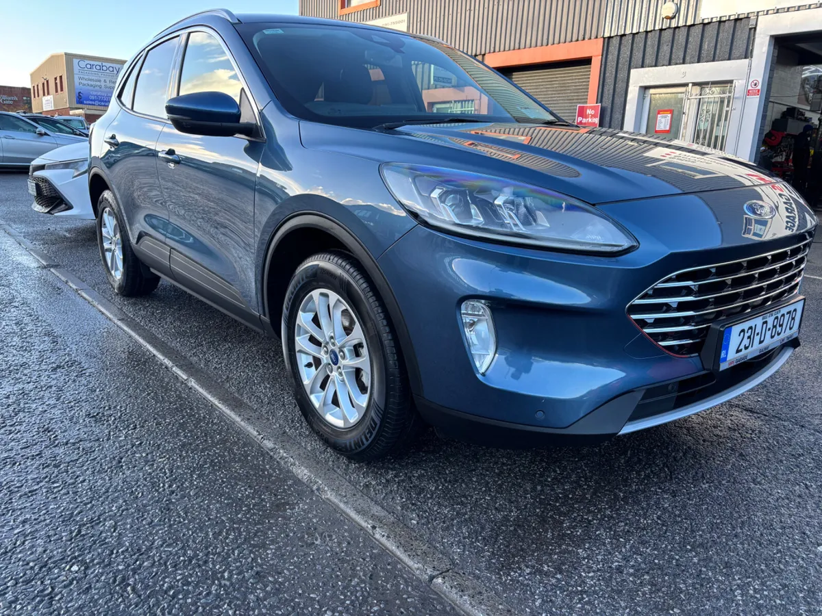 2023 Ford Kuga 2.5 PHEV TITANIUM AUTOMATIC - Image 2