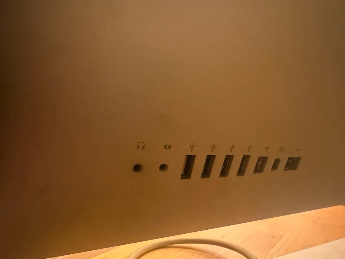 iMac 27 inch - Image 4