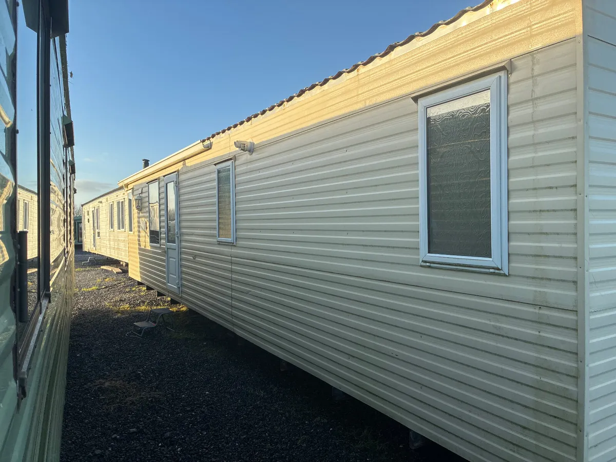 AFFORDABLE 2 BED WINTER PACK - Image 2