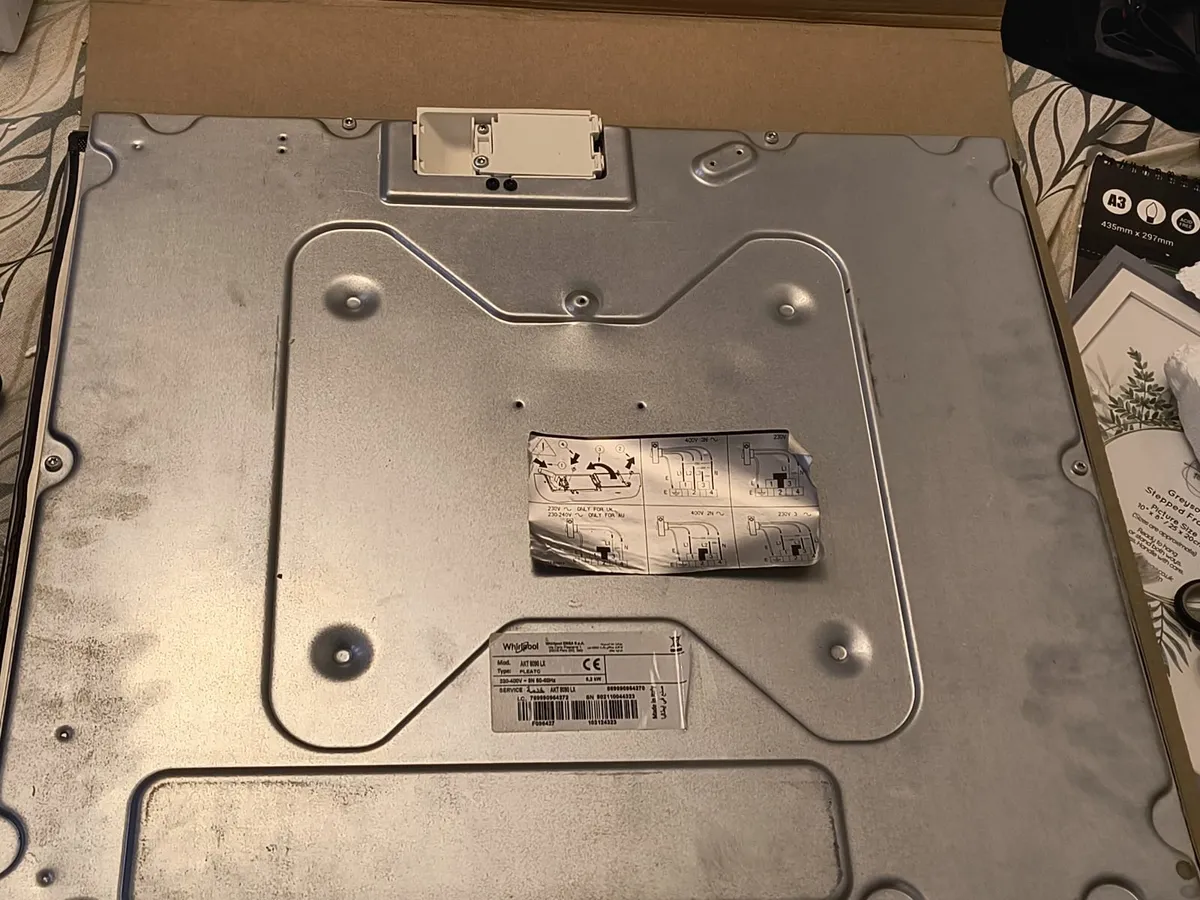 Whirlpool AKT8090LX Hob 60CM - Image 2