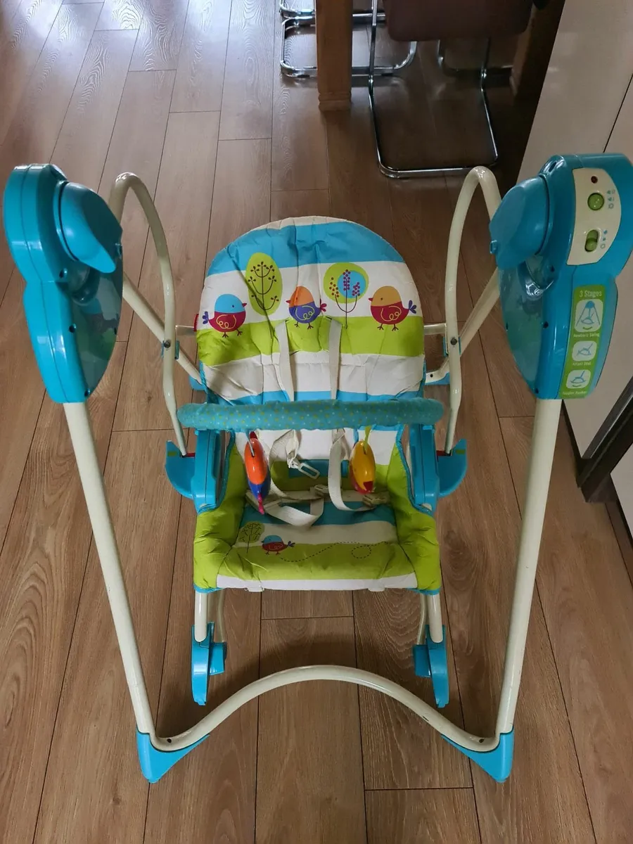 Fisher-Price Baby Swing / Rocker - Image 3