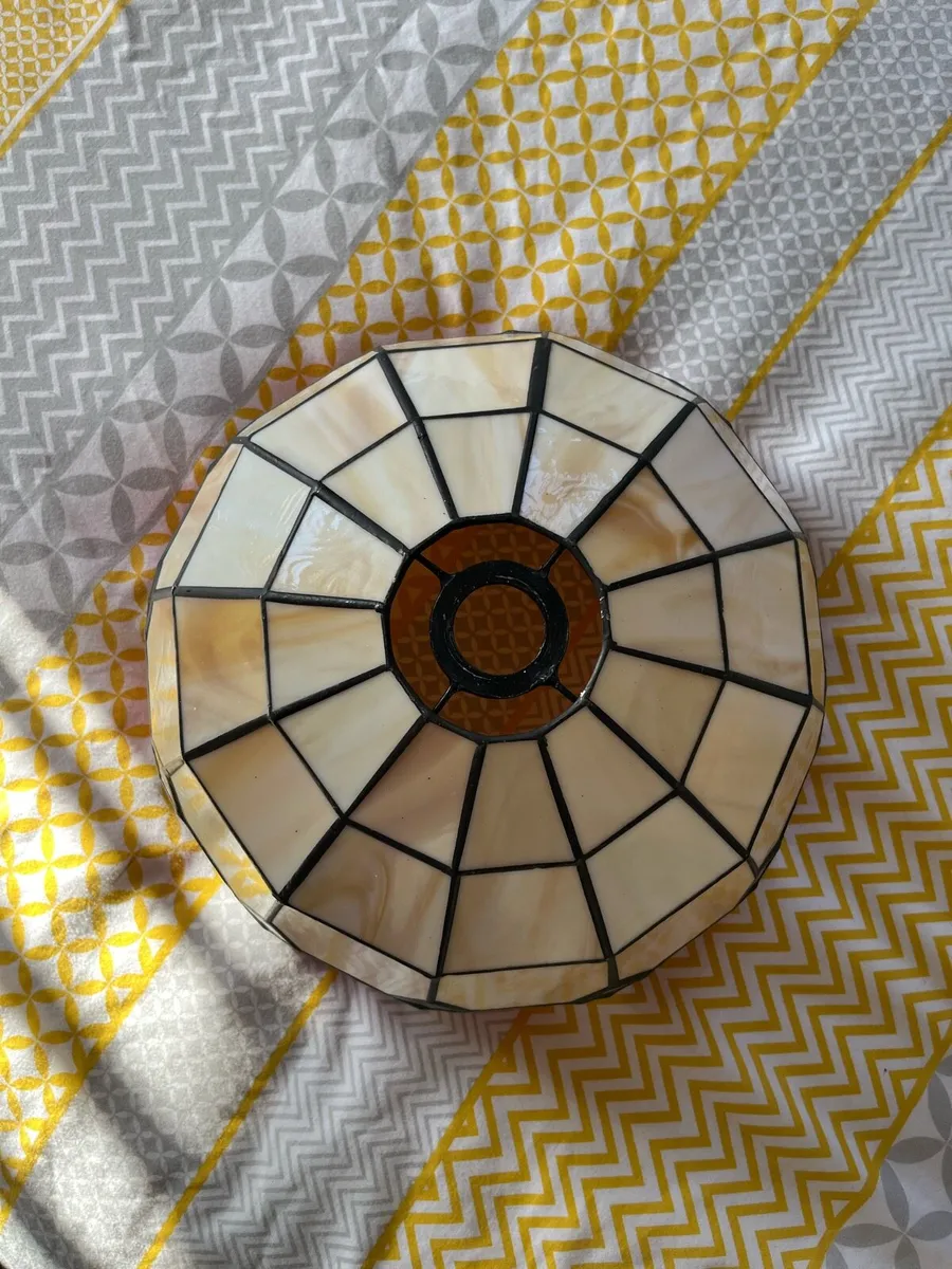 Tiffany style shades - Image 4