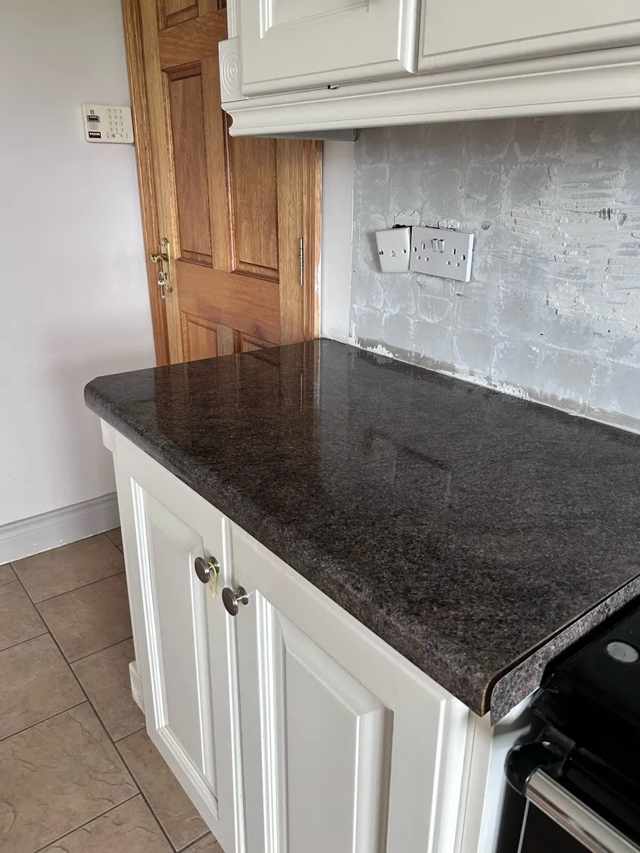 Worktop & sink - Image 1