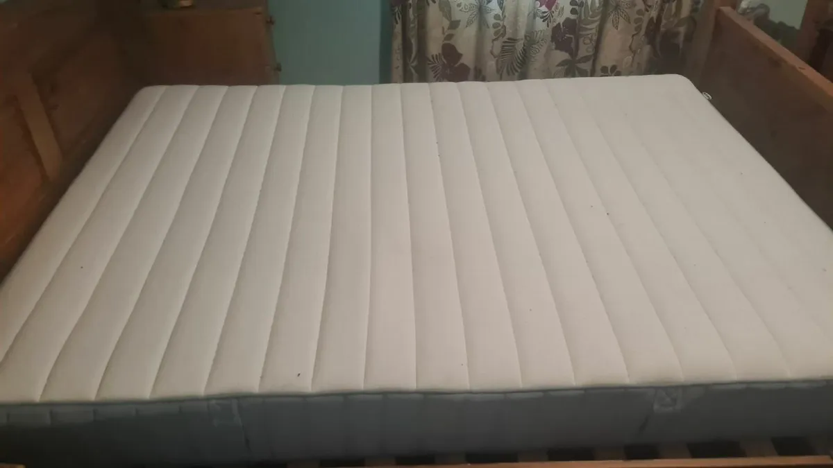 mattress - Image 2