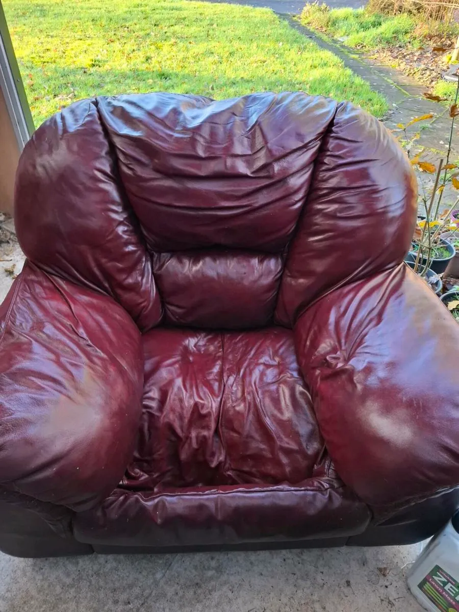 Living Room Suite - Image 3