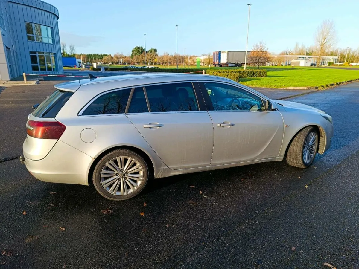 141 Insignia elite Big spec - Image 4