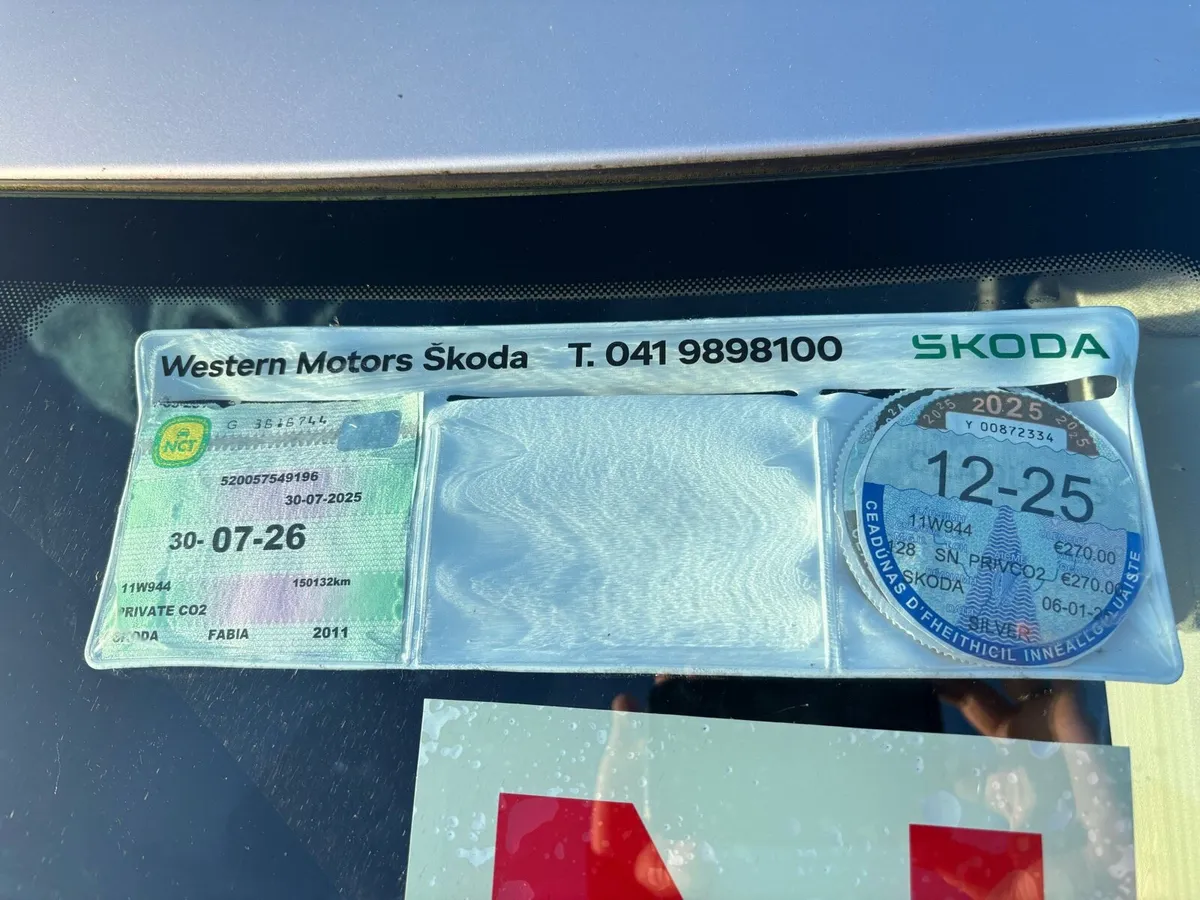 Skoda Fabia 2011 - Image 2