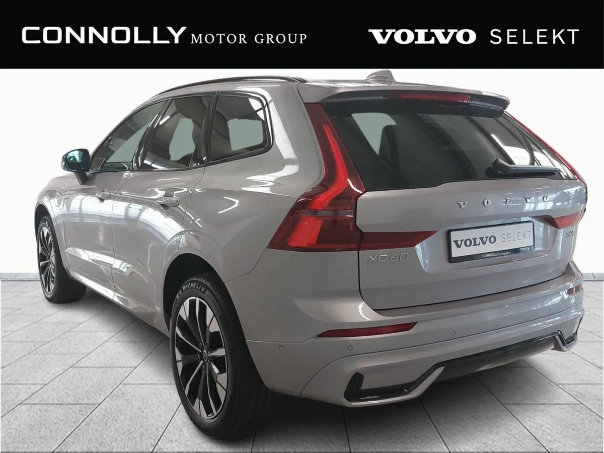 Volvo XC60 Plus T6 PHEV (facelift) €648pm - Image 4