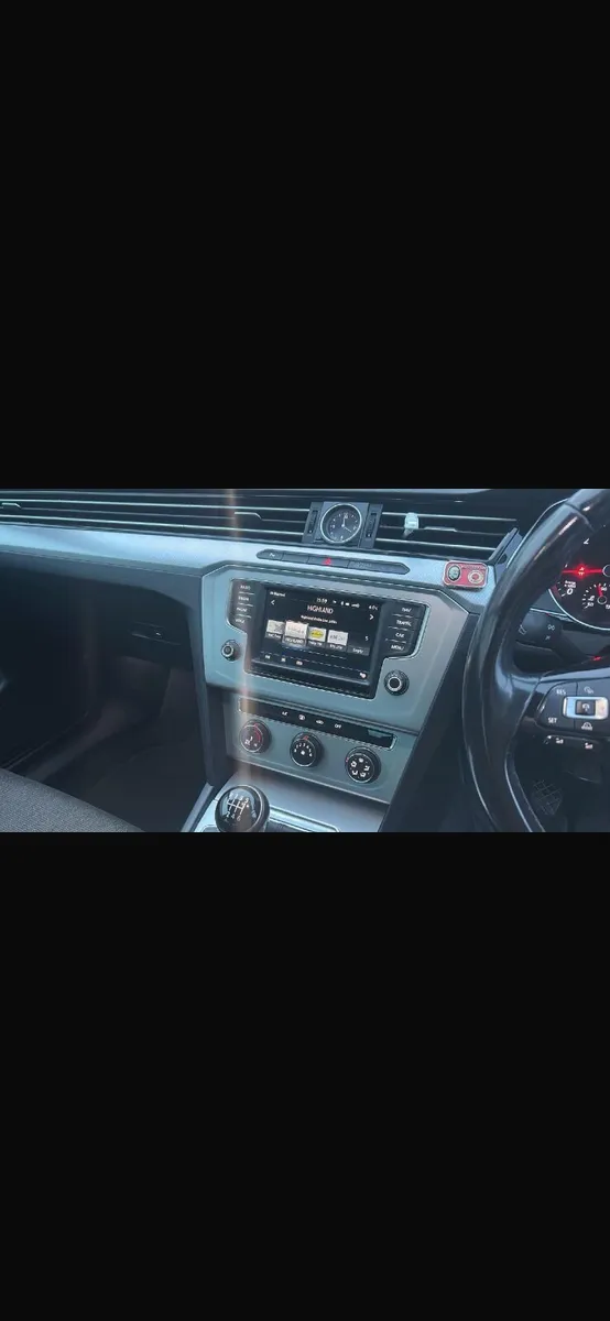 Volkswagen Passat 2016 - Image 4