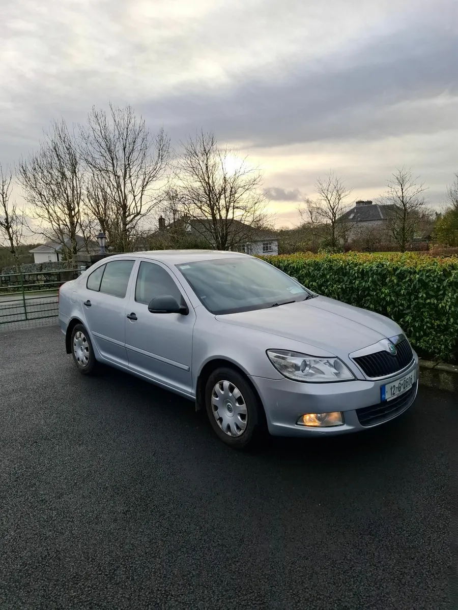 Skoda Octavia 2012 - Image 2