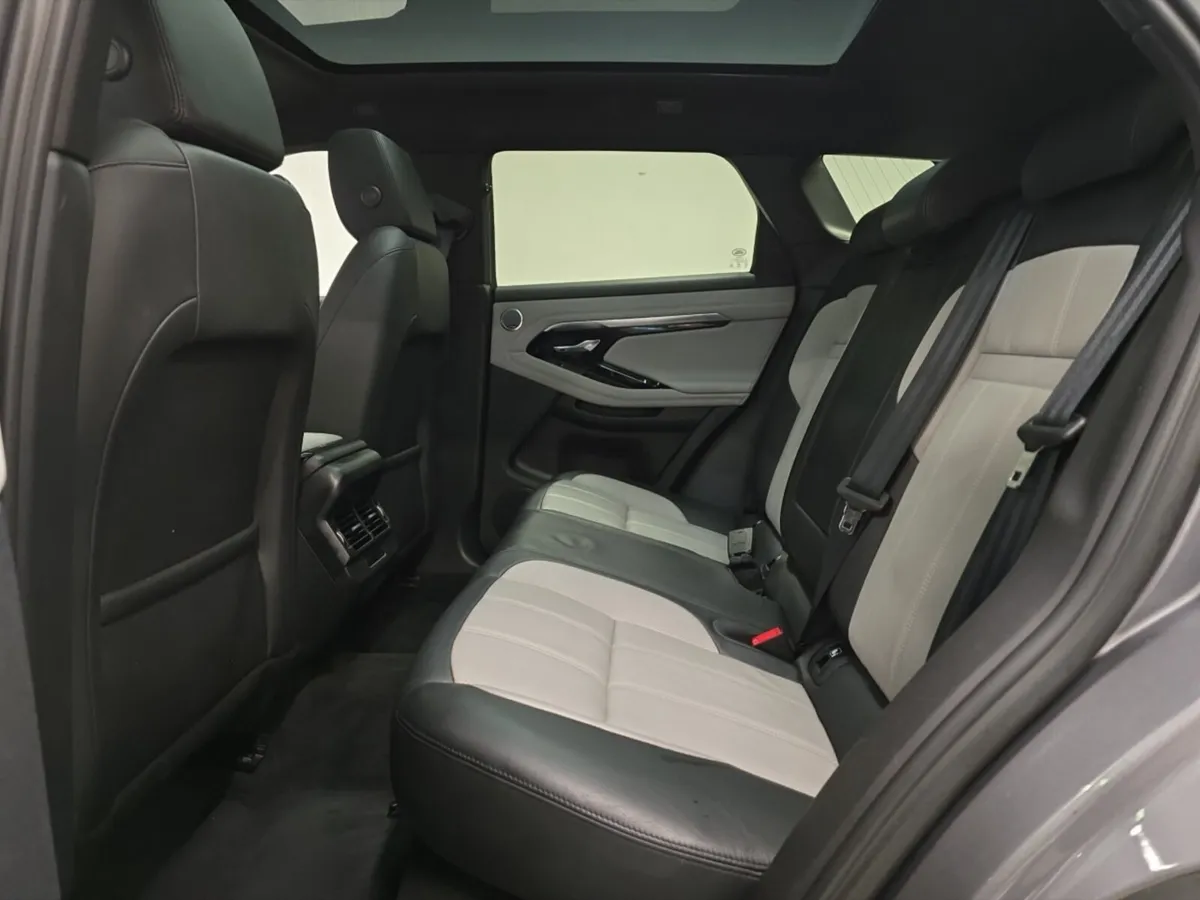 Land Rover Range Rover Evoque Diesel Hatchback R-D - Image 4