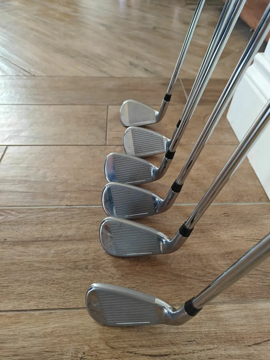 Right hand Cobra Fly XL Golf irons - Image 2