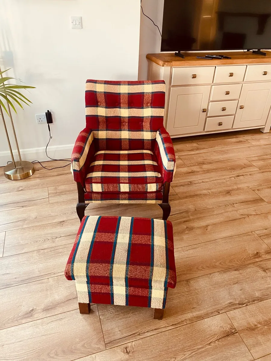 Fireside chair armchairs - Image 2