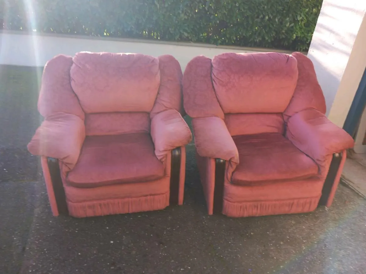 Two armchairs - Image 2