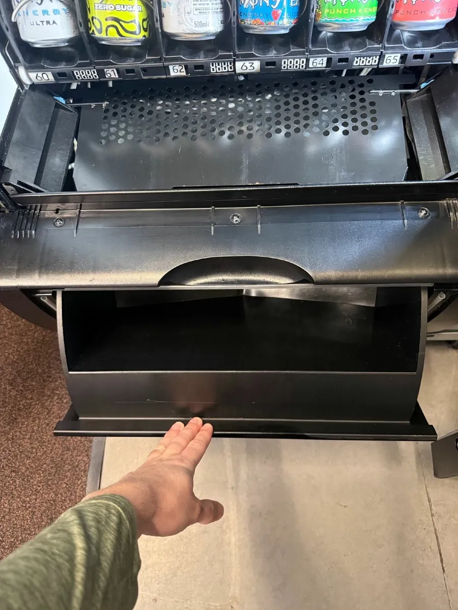 Vending Machine - Image 3