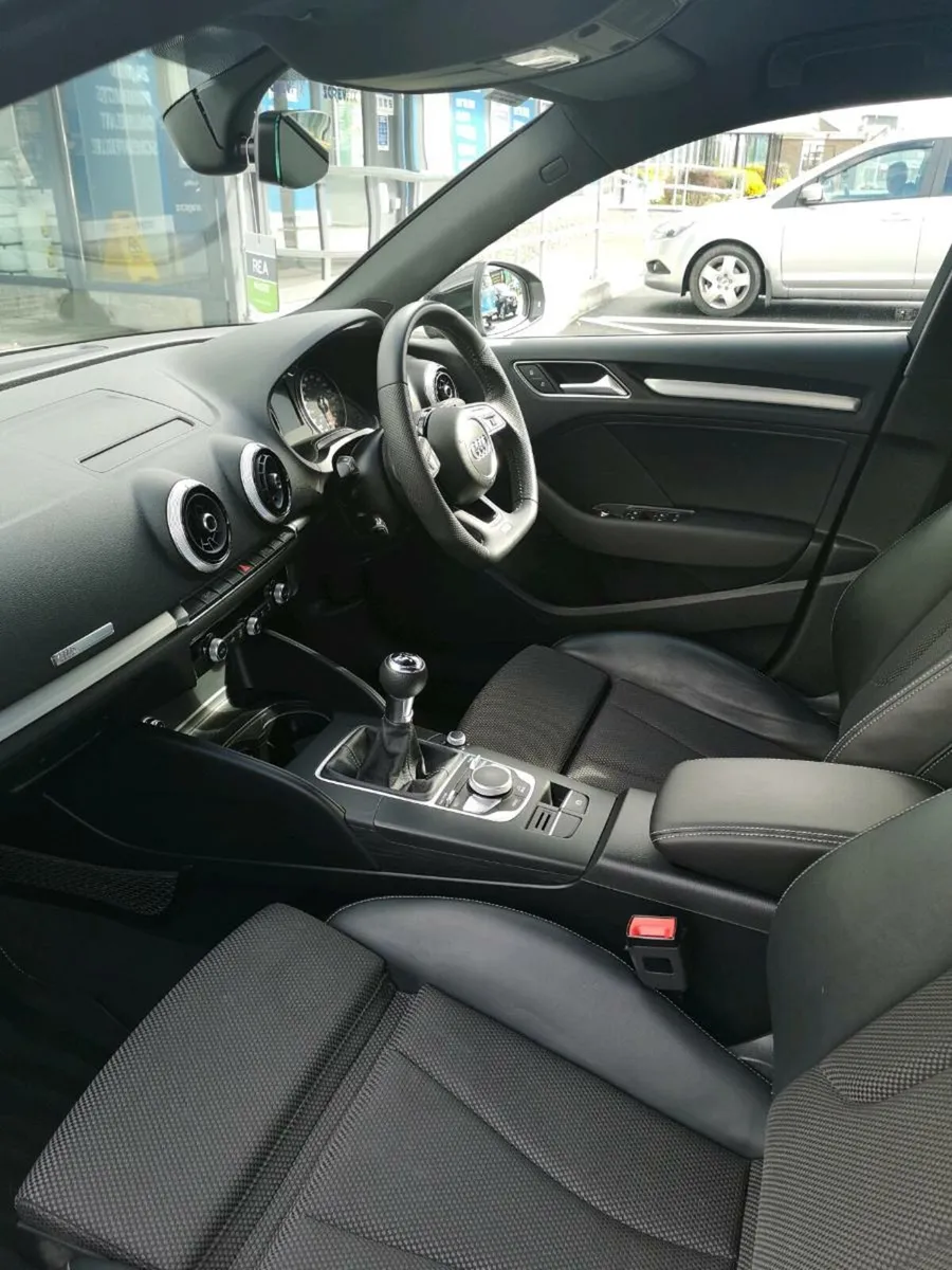 Audi A3 1.6 tdi s-line - Image 4