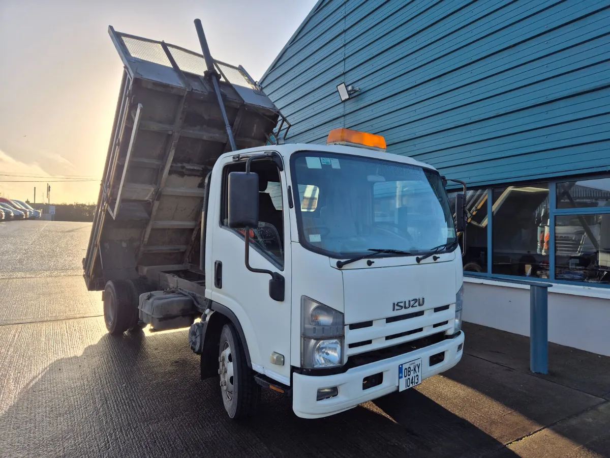 2008 ISUZU 7.5TON TIPPER - Image 2