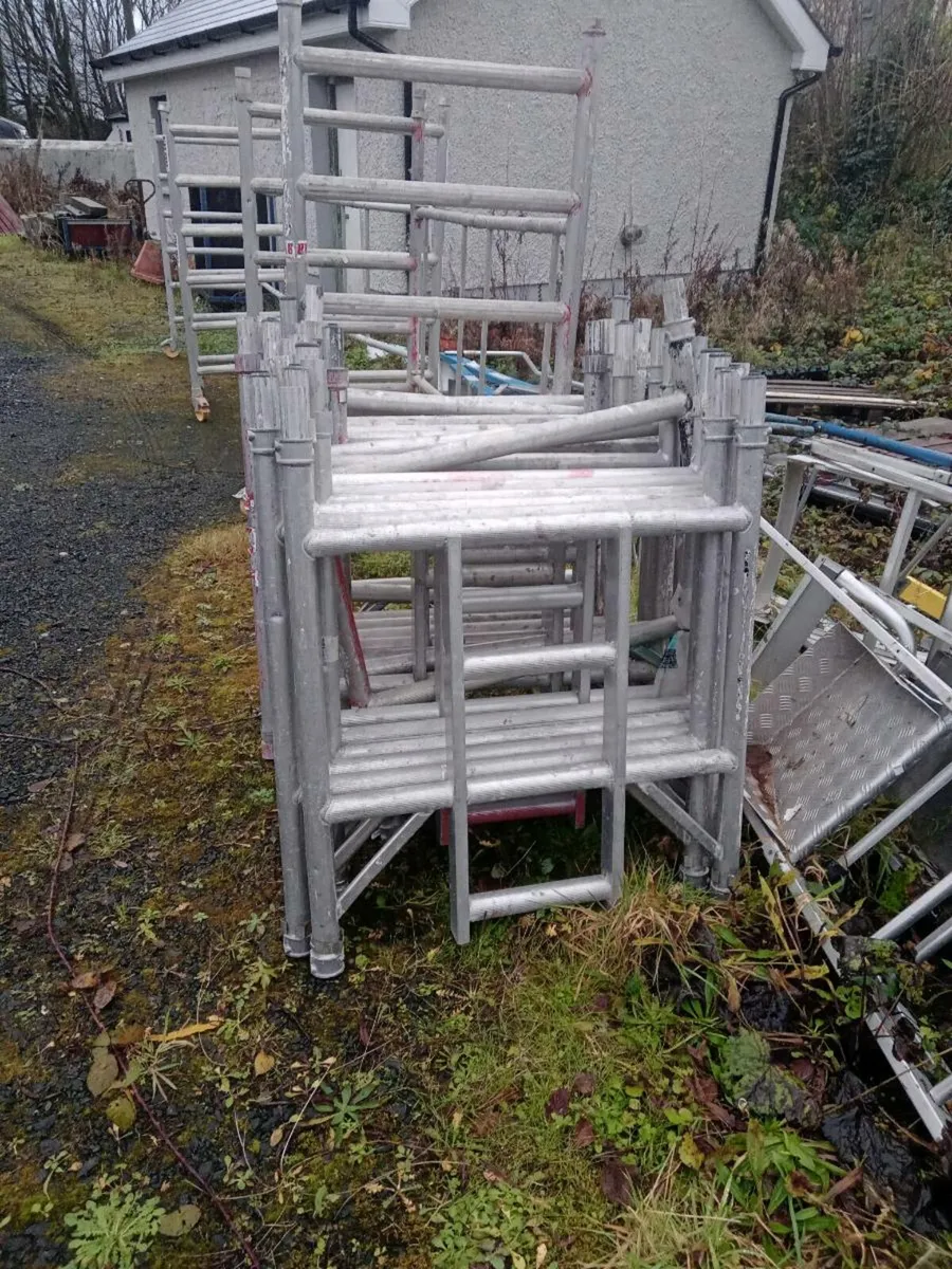 Scaffolding and ladders - Image 2