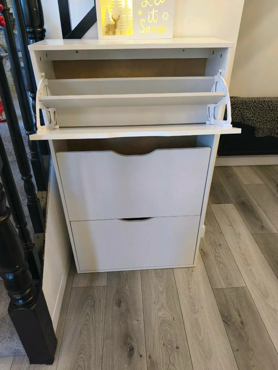 Shoe storage cabinet - Image 2