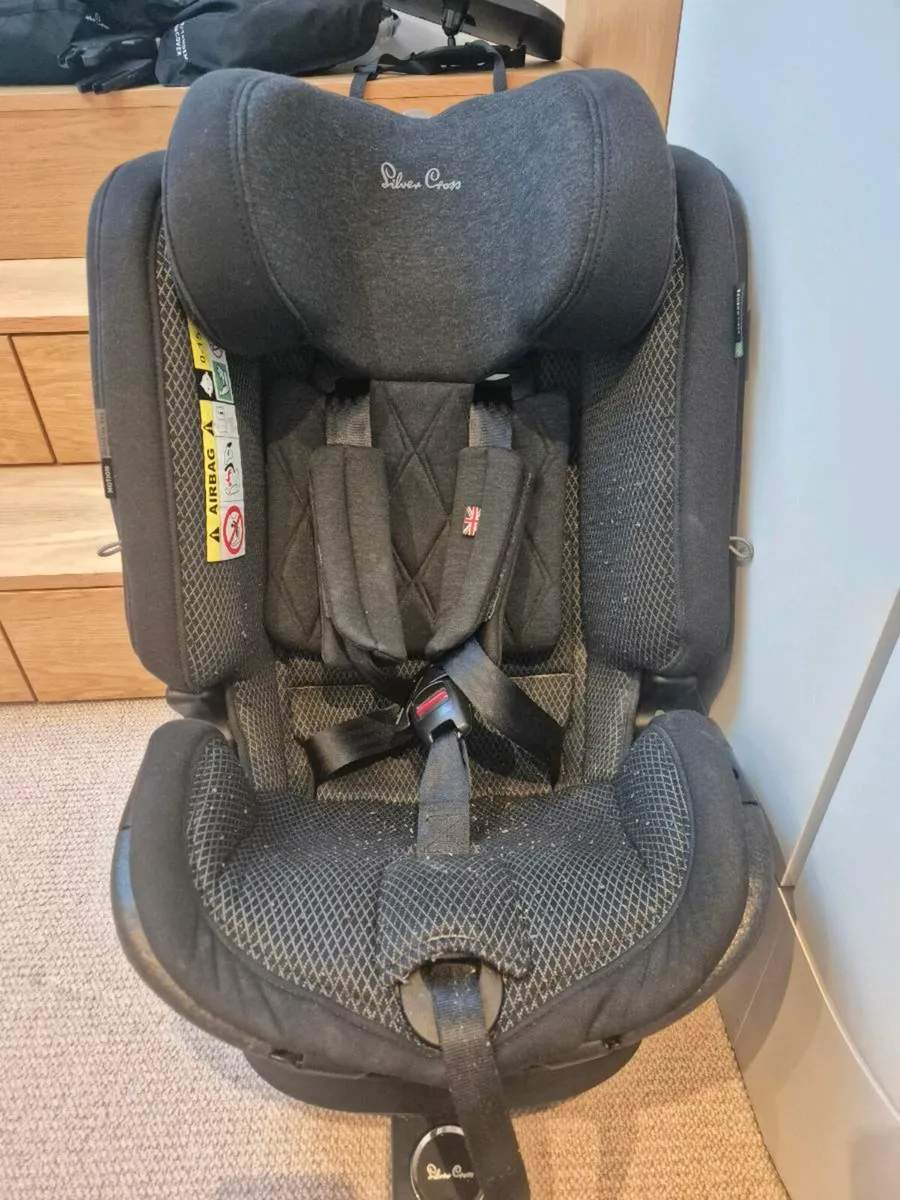 Carseat: Rotating Isofix Silvercross - Image 1