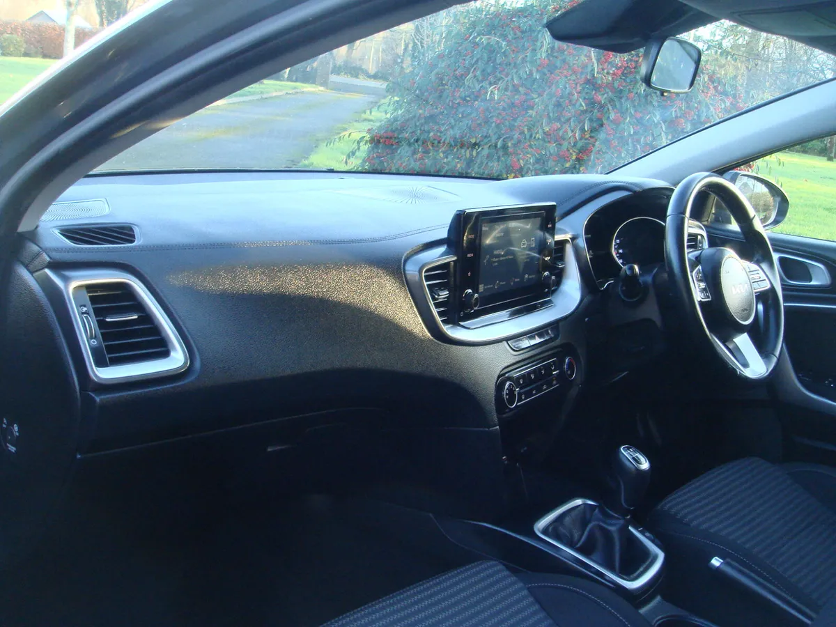 2 ISG 1.0T GDI 115/8 BHP 5 Door NCT 1/28 €190 Road - Image 4