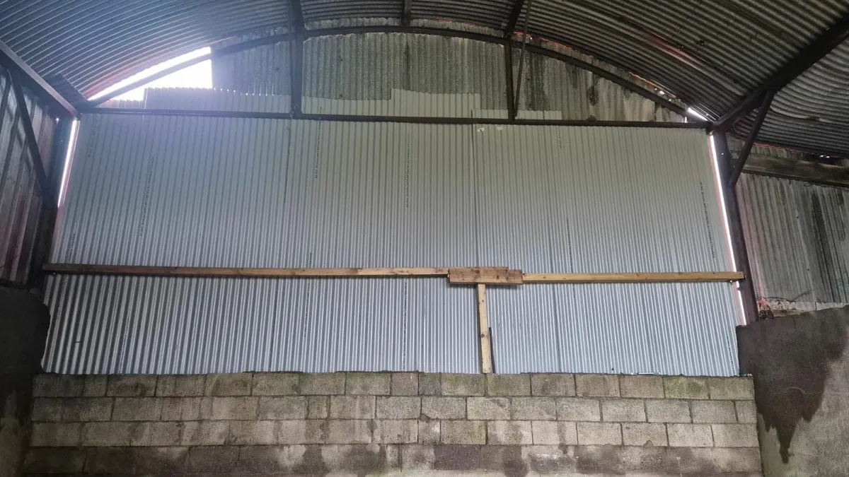 Munster Farm Shed Repairs & Painting - Image 3